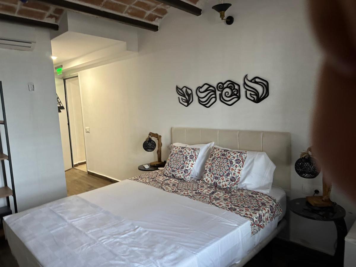 Vilador Beach Hotel マズノウ エクステリア 写真