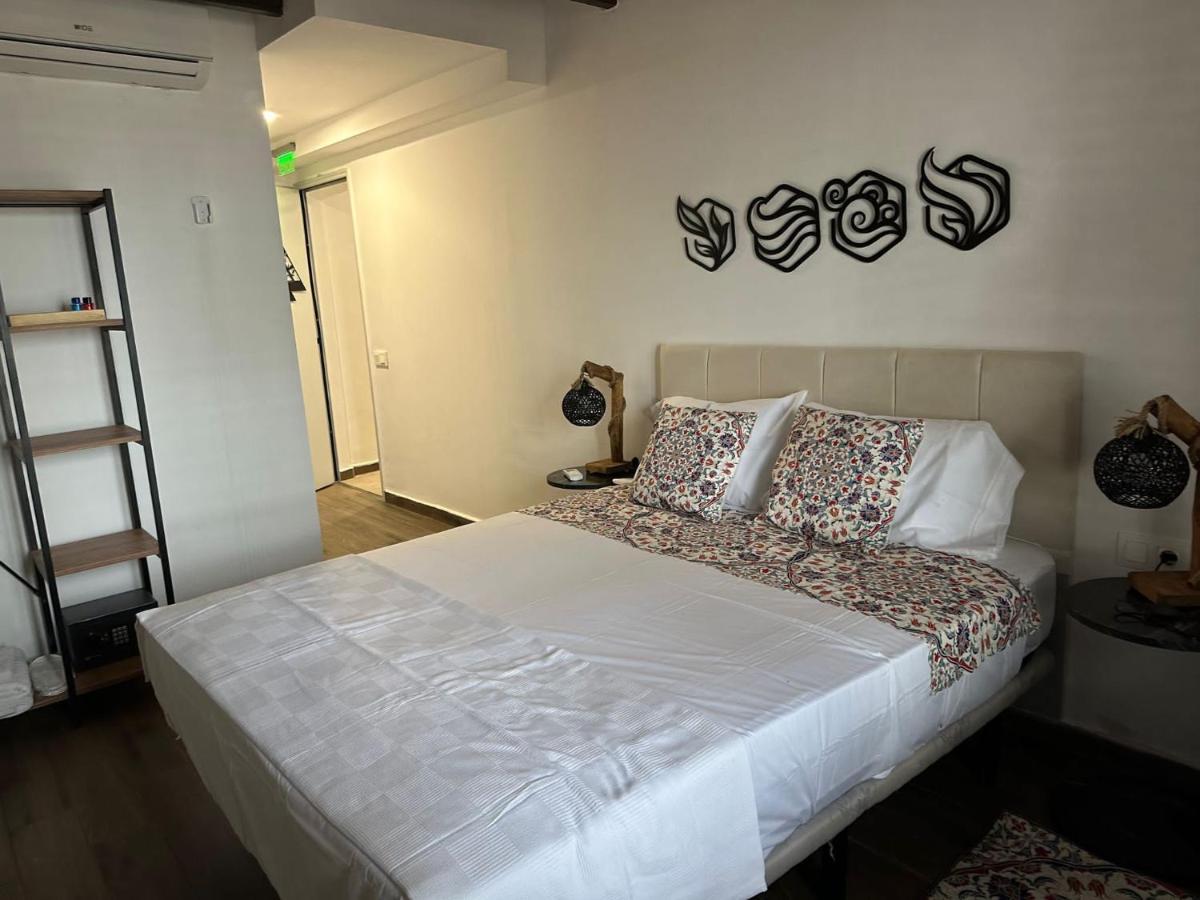Vilador Beach Hotel マズノウ エクステリア 写真